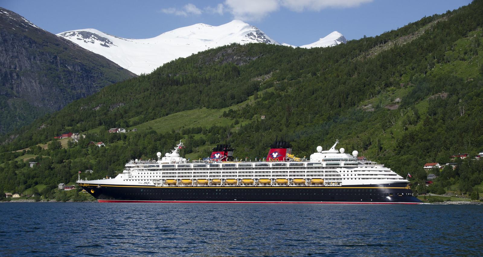 DISNEY MAGIC CRUCEROS MEDITERRANEO CRUCEROS CARIBE DISNEY CRUCEROS DISNEY EN FAMILIA CRUCEROS DISNEY OFERTAS CRUCEROS EN FAMILIA CRUCEROS PARA FAMILIAS CRUCEROS DESDE MIAMI CRUCEROS NORTE DE EUROPA DISNEY CRUISES FIORDOS NORUEGOS DISNEY #DisneyCruises #Disney #CrucerosDisney #DisneyMagic #Noruega #CrucerosNorteDeEuropa #CrucerosFiordosNoruegos #FiordosDeNoruega #CrucerosFamiliares #CrucerosEnFamilia #FamilyCruises